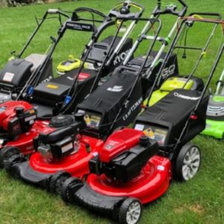 Picture for category Lawnmowers